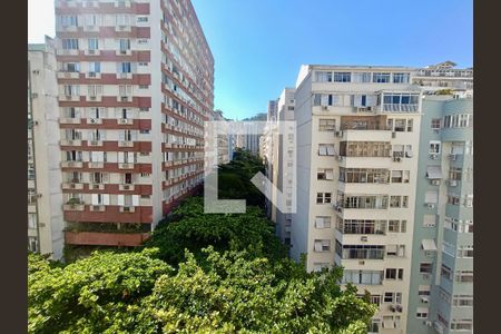 Apartamento à venda com 93m², 2 quartos e sem vaga Apartamento à venda com 93m², 2 quartos e sem vagaSala vista