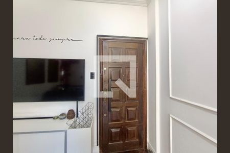 Apartamento à venda com 93m², 2 quartos e sem vaga Apartamento à venda com 93m², 2 quartos e sem vagaSala