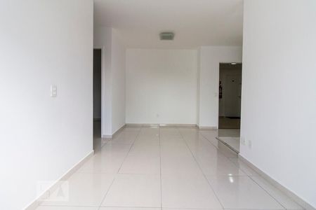 Sala vista da janela  de apartamento à venda com 2 quartos, 45m² em Quinta da Paineira, São Paulo
