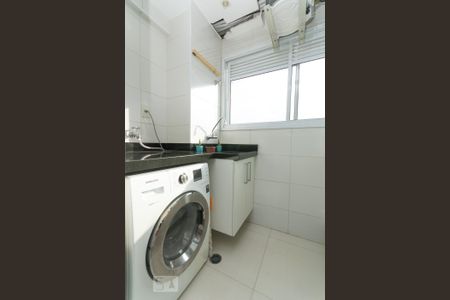 Apartamento à venda com 69m², 2 quartos e 1 vaga Apartamento à venda com 69m², 2 quartos e 1 vagaÁrea de serviço
