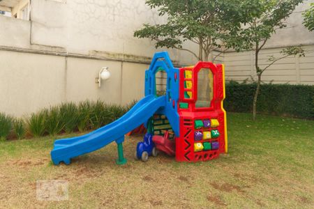 Apartamento à venda com 69m², 2 quartos e 1 vaga Apartamento à venda com 69m², 2 quartos e 1 vagaPlayground