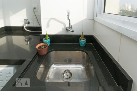 Apartamento à venda com 69m², 2 quartos e 1 vaga Apartamento à venda com 69m², 2 quartos e 1 vagaDetalhe da área de serviço