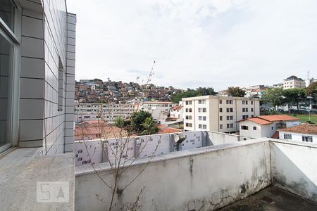 Apartamento à venda com 280m², 4 quartos e 3 vagasVarandinha quarto