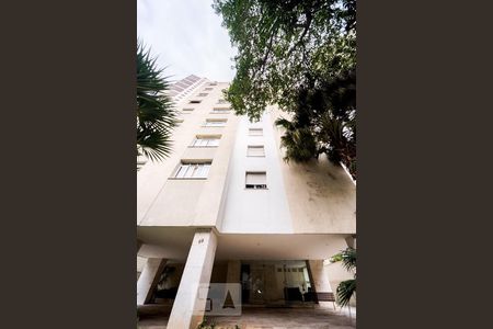 Apartamento para alugar com 85m², 2 quartos e 1 vagaFachada