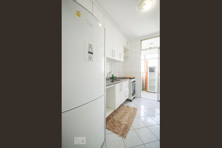Cozinha de apartamento para alugar com 2 quartos, 65m² em Cidade Monções, São Paulo
