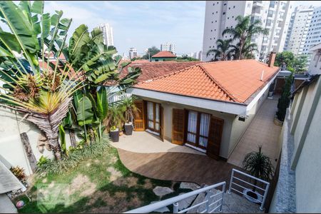 Casa à venda com 280m², 5 quartos e 4 vagasQuintal