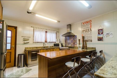 Casa à venda com 280m², 5 quartos e 4 vagasCozinha