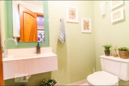 Casa à venda com 280m², 5 quartos e 4 vagasLavabo