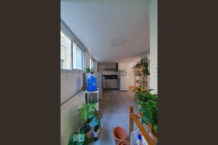 Apartamento à venda com 92m², 3 quartos e sem vaga Apartamento à venda com 92m², 3 quartos e sem vagaLavanderia