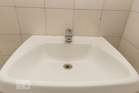 Casa à venda com 361m², 7 quartos e sem vaga Casa à venda com 361m², 7 quartos e sem vagaDetalhe do banheiro da suíte 1