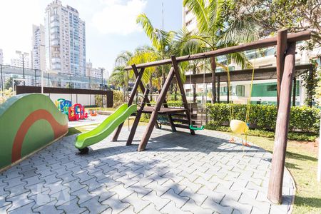 Apartamento para alugar com 147m², 3 quartos e 3 vagasPlayground - Condomínio
