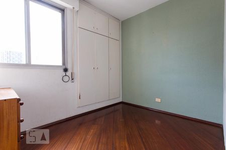 Apartamento à venda com 65m², 2 quartos e 1 vagaQuarto 02