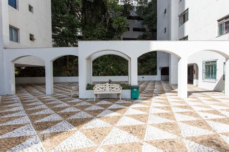 Apartamento à venda com 65m², 2 quartos e 1 vagaÁrea comum