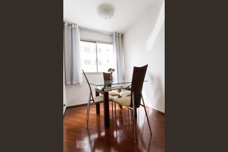 Sala de apartamento à venda com 2 quartos, 65m² em Bela Vista, São Paulo