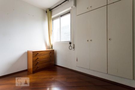 Apartamento à venda com 65m², 2 quartos e 1 vagaQuarto 02