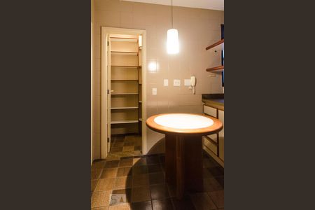 Apartamento à venda com 275m², 3 quartos e 3 vagasCopa cozinha