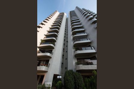 Apartamento à venda com 228m², 4 quartos e 4 vagasfachada