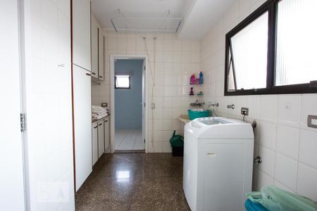 Apartamento à venda com 228m², 4 quartos e 4 vagasarea de serviço