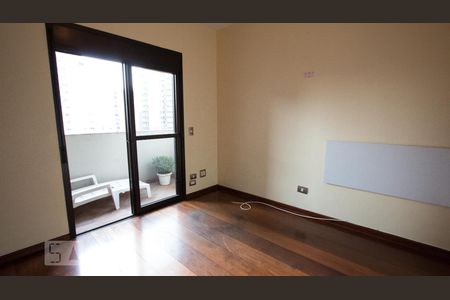 Apartamento à venda com 228m², 4 quartos e 4 vagasquarto 2