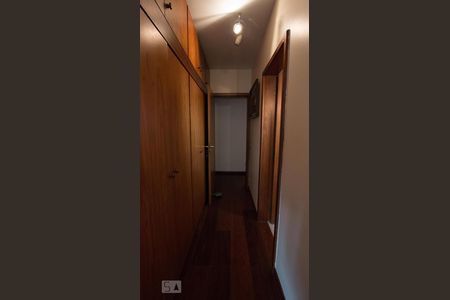Apartamento à venda com 228m², 4 quartos e 4 vagascloset suite 1