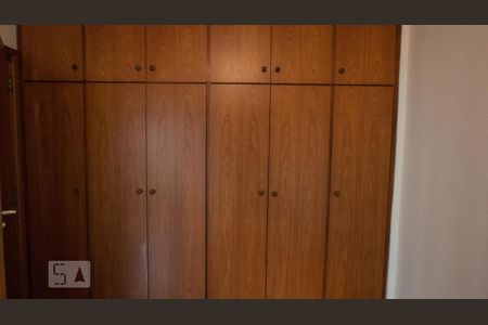 Apartamento à venda com 228m², 4 quartos e 4 vagasquarto