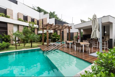 "Espaço family" de apartamento para alugar com 1 quarto, 50m² em Empresarial 18 do Forte, Barueri