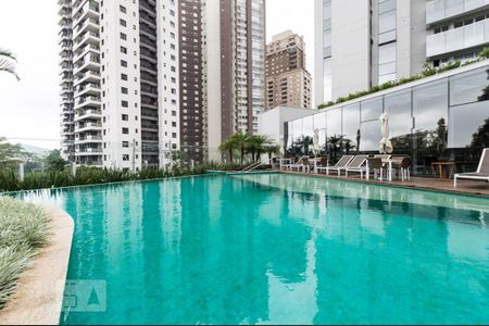 Piscina de apartamento para alugar com 1 quarto, 50m² em Empresarial 18 do Forte, Barueri