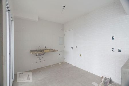 Apartamento à venda com 108m², 3 quartos e 3 vagasCOZINHA