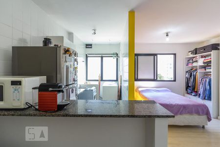 Cozinha de kitnet/studio para alugar com 1 quarto, 30m² em Bela Vista, São Paulo