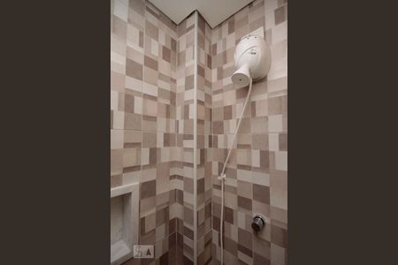 Banheiro de kitnet/studio para alugar com 1 quarto, 32m² em Bela Vista, São Paulo