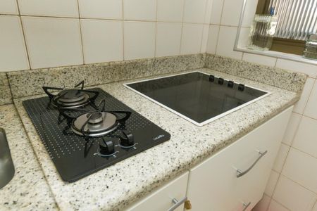Apartamento à venda com 100m², 3 quartos e 2 vagas Apartamento à venda com 100m², 3 quartos e 2 vagasDetalhe da cozinha