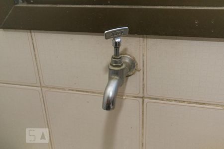 Apartamento à venda com 100m², 3 quartos e 2 vagas Apartamento à venda com 100m², 3 quartos e 2 vagasDetalhe da área de serviço