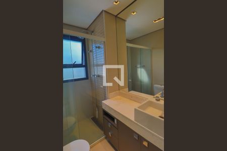 Apartamento para alugar com 70m², 2 quartos e 2 vagas Apartamento para alugar com 70m², 2 quartos e 2 vagasBanheiro da Suíte