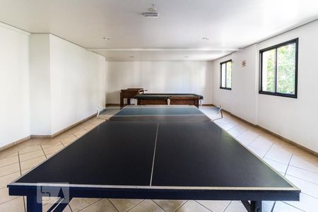 Apartamento para alugar com 65m², 2 quartos e 1 vagaCondomínio