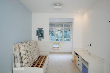 Apartamento à venda com 274m², 3 quartos e 1 vagaQuarto 2