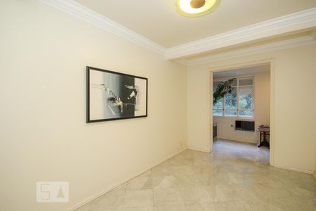 Apartamento à venda com 274m², 3 quartos e 1 vagaSala de Jantar