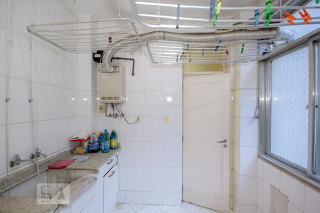 Apartamento à venda com 274m², 3 quartos e 1 vagaÁrea de Serviço