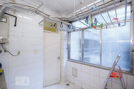 Apartamento à venda com 274m², 3 quartos e 1 vagaÁrea de Serviço