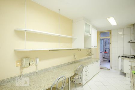 Apartamento à venda com 274m², 3 quartos e 1 vagaCozinha