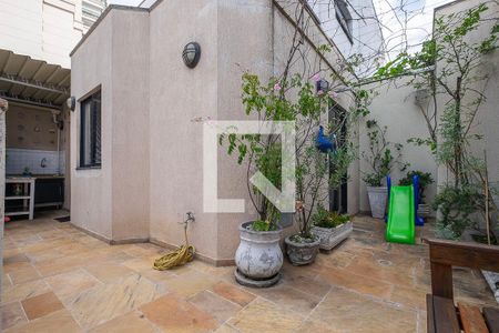 Apartamento para alugar com 204m², 3 quartos e 2 vagasTerraço