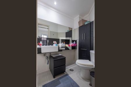 Apartamento para alugar com 204m², 3 quartos e 2 vagasSuíte 1 - Banheiro