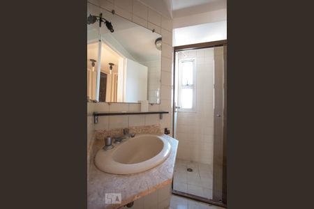 banheiro de apartamento para alugar com 2 quartos, 70m² em Vila Andrade, São Paulo