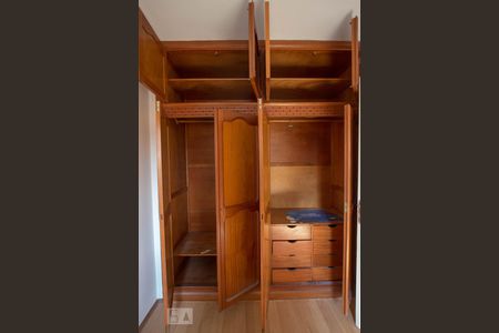 quarto  de apartamento para alugar com 2 quartos, 70m² em Vila Andrade, São Paulo