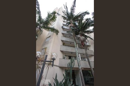 Apartamento para alugar com 70m², 2 quartos e 1 vaga Apartamento para alugar com 70m², 2 quartos e 1 vagafachada