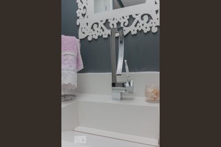 Banheiro de apartamento à venda com 2 quartos, 76m² em Parque Reboucas, São Paulo