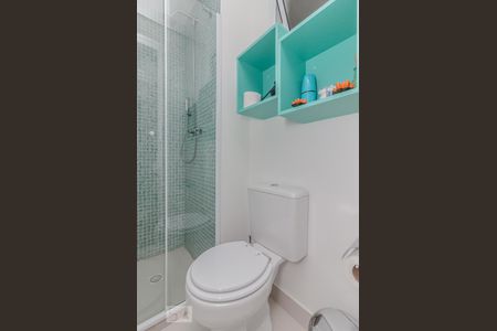 Banheiro de apartamento para alugar com 2 quartos, 76m² em Parque Reboucas, São Paulo
