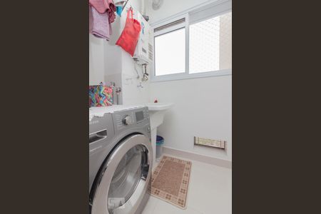 Apartamento à venda com 76m², 2 quartos e 2 vagasÁrea de serviço