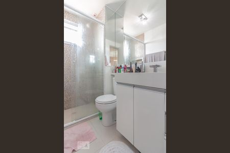 Apartamento à venda com 76m², 2 quartos e 2 vagasSuíte