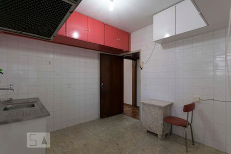 Apartamento para alugar com 77m², 2 quartos e 1 vagaCozinha