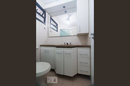 BANHEIRO SOCIAL de apartamento à venda com 3 quartos, 89m² em Vila Mascote, São Paulo